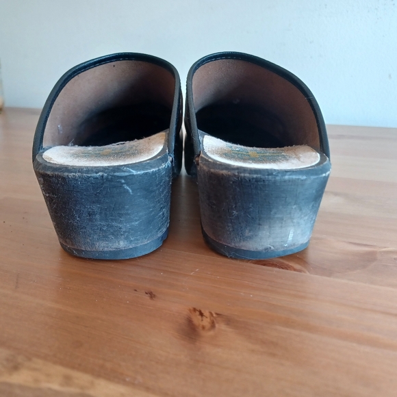 Tessa Clogs, Leather With Floral Embroidery, Made in Sweden, Size 41 - Picture 7 of 11